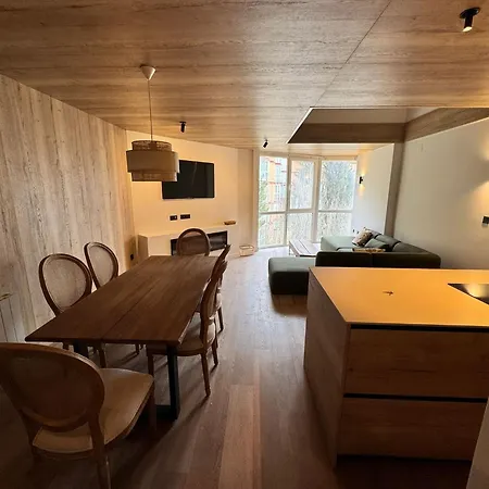 Europa Duplex Reformado En Verano25