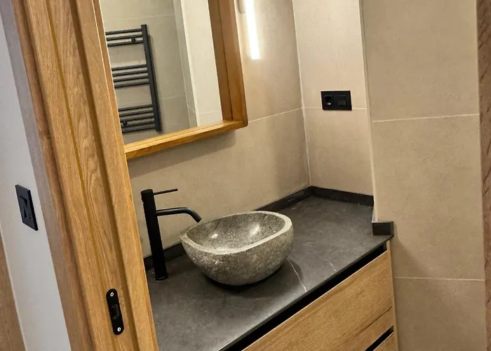 Europa Duplex Reformado En Verano25 * シエラネバダ